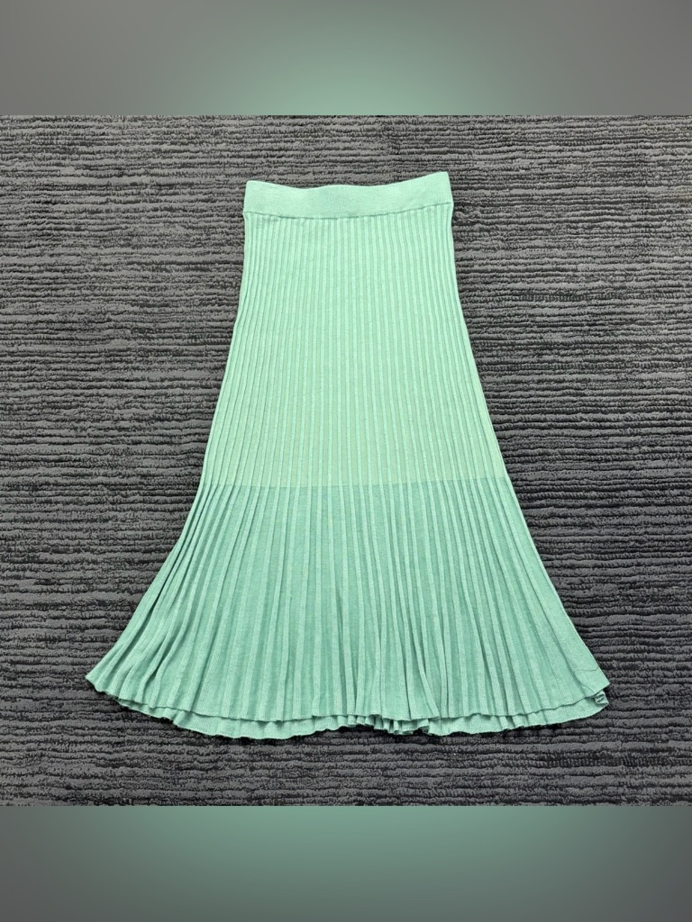 525 America Green Knit Circle Skater Pleated Midi Skit - Picture 2 of 5